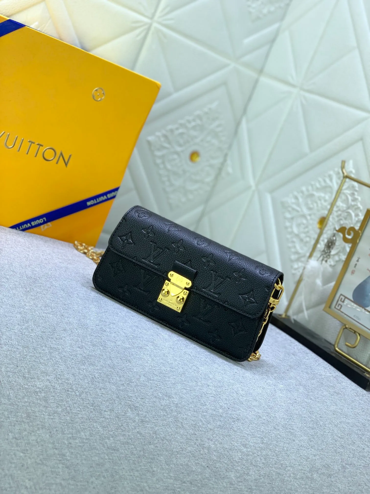 All Categories Official Website "Brand Women's Bags" Women's Bags 💙 LV 2024 New LV Crossbody Bag
