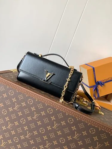 All Categories Official Website "Brand Women's Bags" Women's Bags 💙 LV 2026 New LV Crossbody Bag