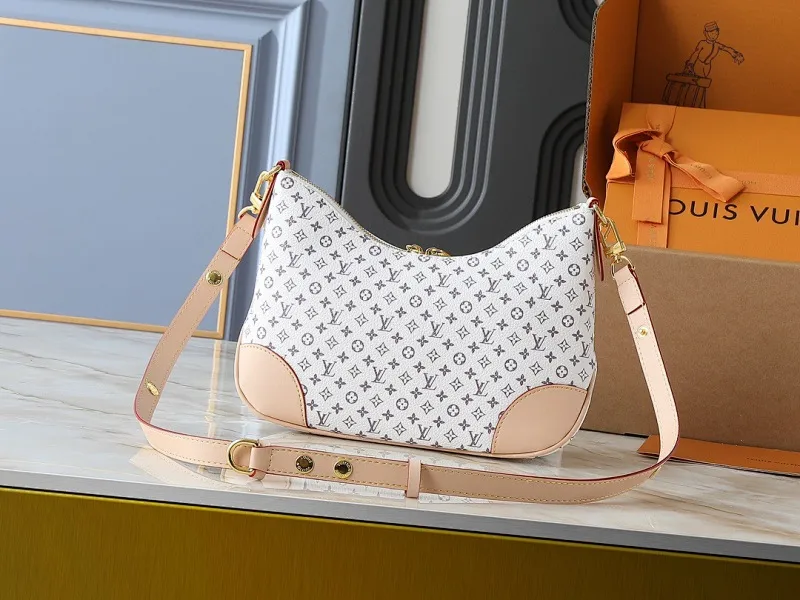 All Categories Official Website "Brand Women's Bags" Women's Bags 💙 LV 2025 New LV Crossbody Bag