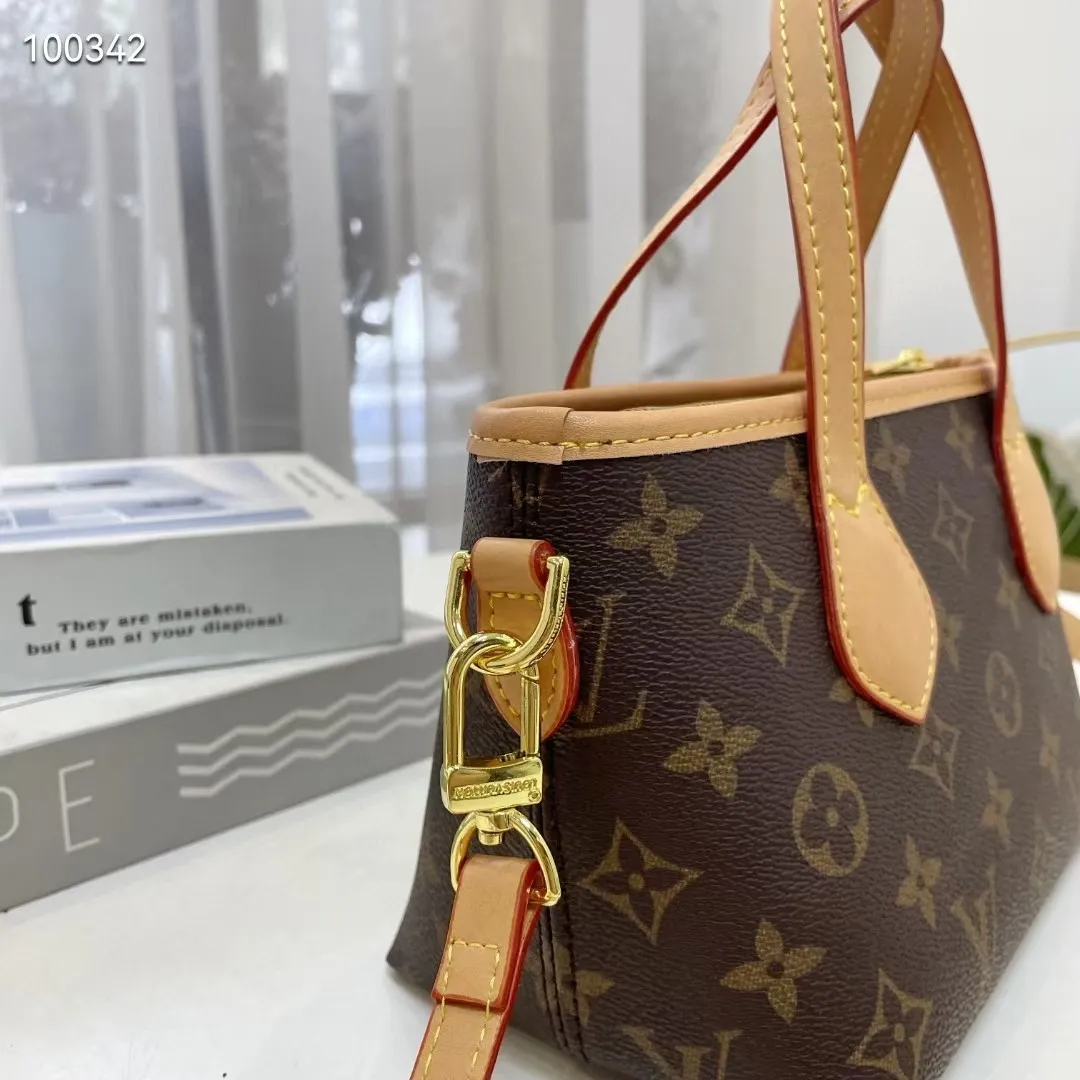 All categories Official website "Brand Women's Bags" Women's Bags 💙 LV fine imitation LV, high imitation LV bags, LV handbags, 2023 official latest version LV shopping bag, LV bag factory, recommended bags, size: 19-11-14CM