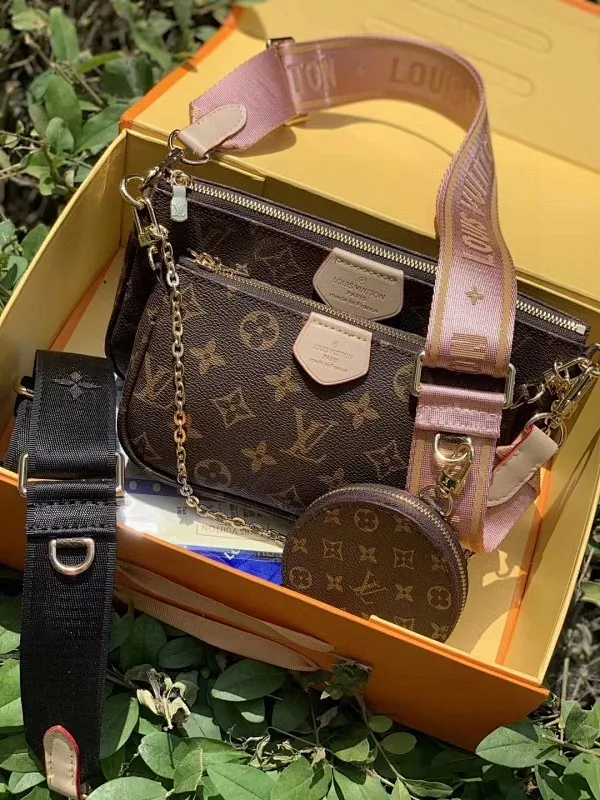 All categories Official website "Brand Women's Bags" Women's Bags 💙 LV fine imitation LV, high imitation LV bags, LV crossbody bags, 2023 official latest version LV crossbody bag three-piece set, LV bag factory, bag recommendations, size: 24-13-4.5 19.5-11-4 9.5-2CM