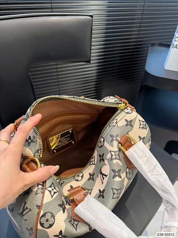 All Categories Official Website "Brand Women's Bags" Women's Bags 💙 LV 2025 New LV Crossbody Bag