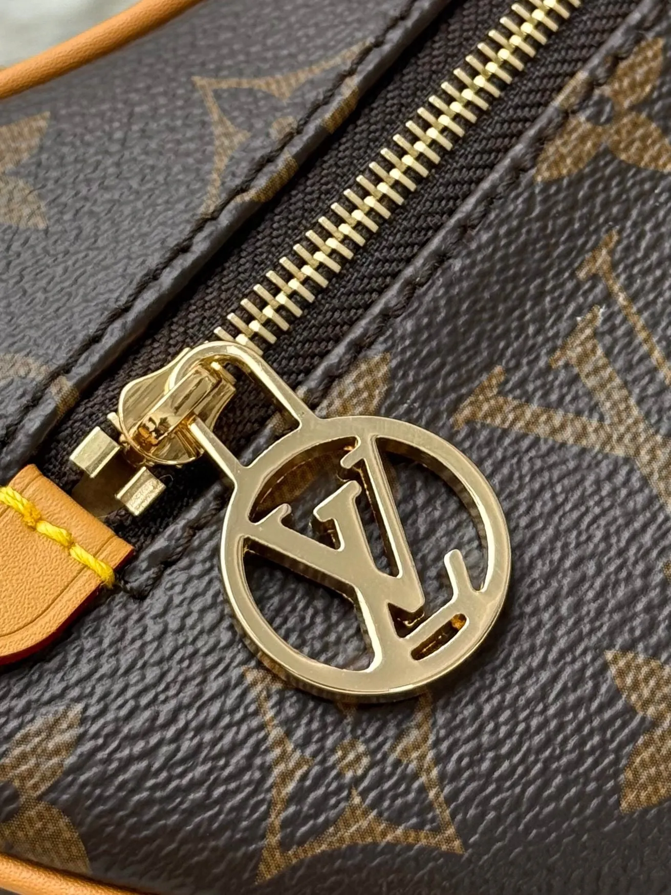All Categories Official Website "Brand Women's Bags" Women's Bags 💙 LV 2025 New LV Crossbody Bag