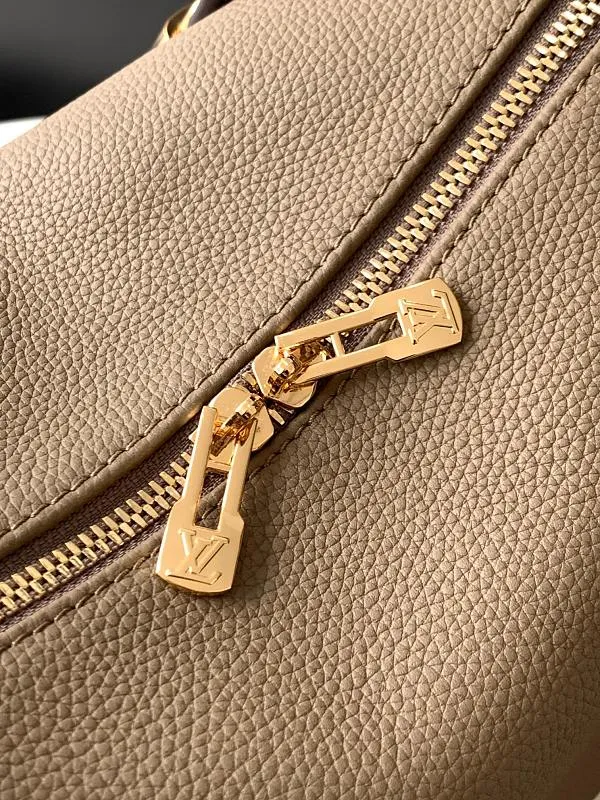 All Categories Official Website "Brand Women's Bags" Women's Bags 💙 LV 2026 Official Website New LV Crossbody Bag