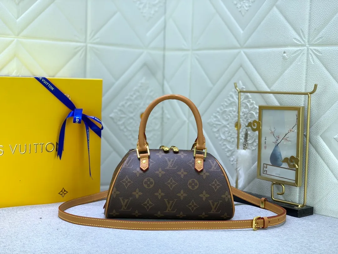 All Categories Official Website "Brand Women's Bags" Women's Bags 💙 LV 2024 New LV Crossbody Bag