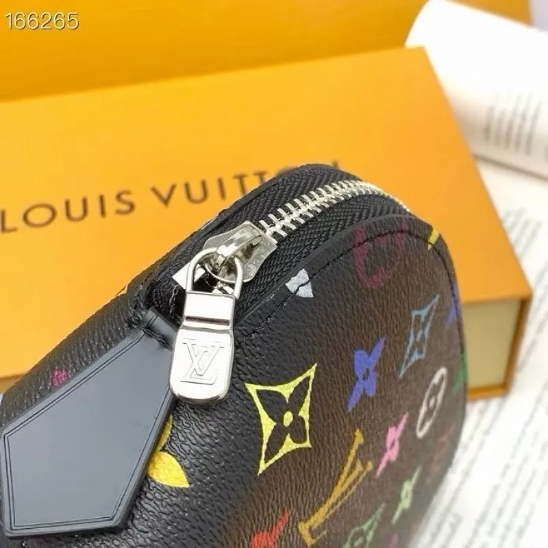 All Categories Official Website "Brand Women's Bags" Women's Bags 💙 LV 2026 New LV Cosmetic Bag