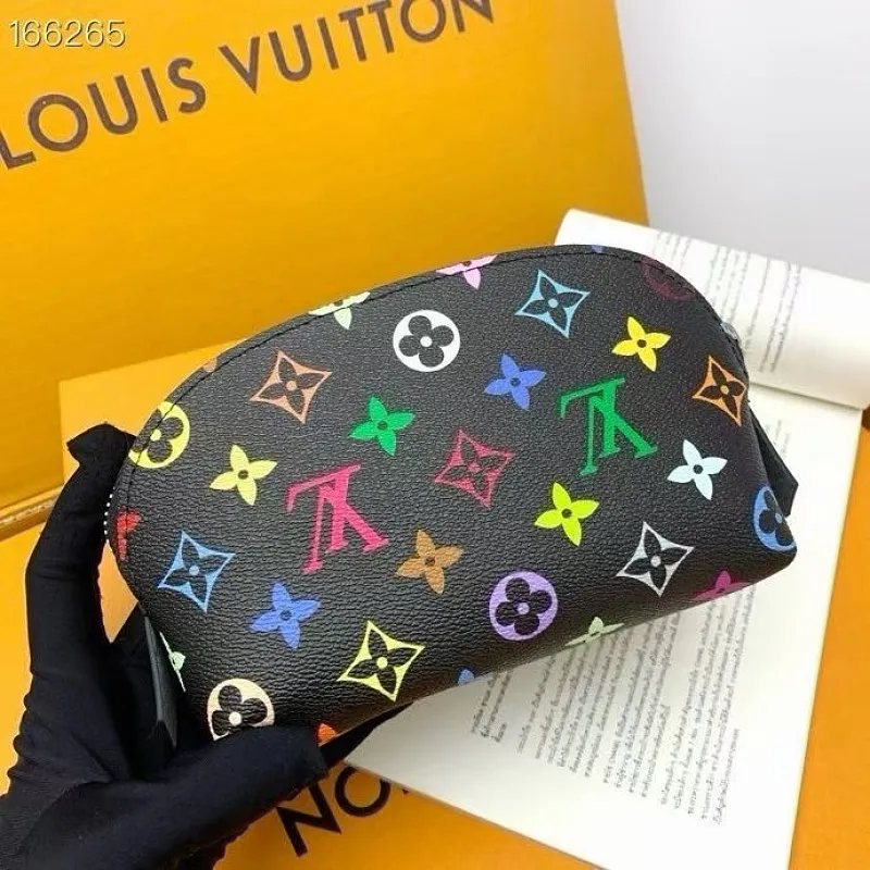 All Categories Official Website "Brand Women's Bags" Women's Bags 💙 LV 2026 New LV Cosmetic Bag