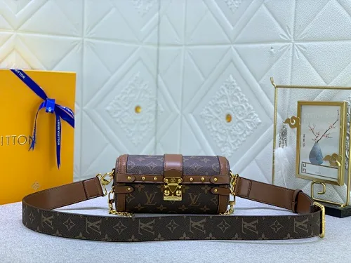 All categories Official website "Brand Women's Bags" Women's bags 💙 LV upgraded original barrel bag Papillon BB handbag prefall 2021 autumn and winter series new Papillon trunk toile monogram handbag chooses Monogra with Monogram print