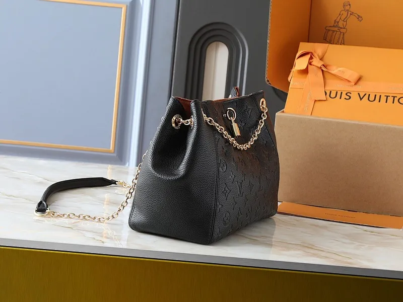 All Categories Official Website "Brand Women's Bags" Women's Bags 💙 LV 2025 New LV Crossbody Bag