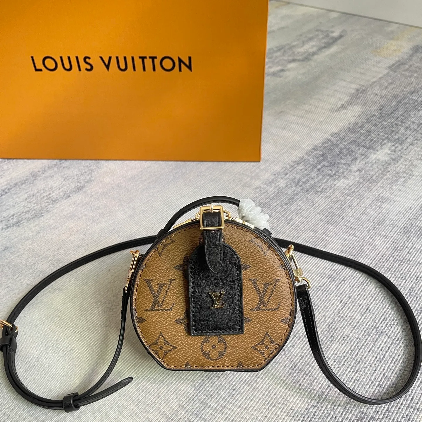 All Categories Official Website "Brand Women's Bags" Women's Bags 💙 LV 2026 New LV Crossbody Bag