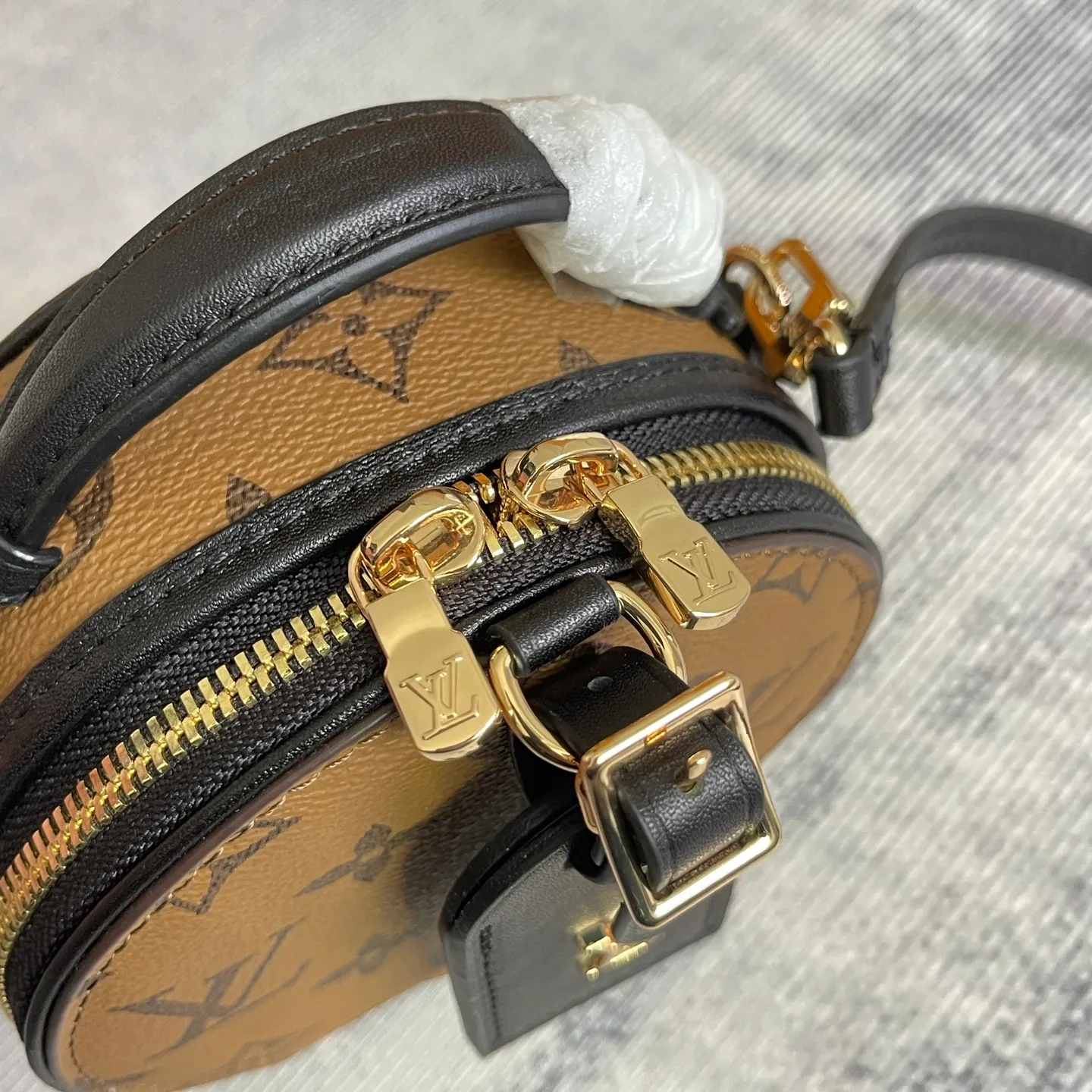 All Categories Official Website "Brand Women's Bags" Women's Bags 💙 LV 2026 New LV Crossbody Bag