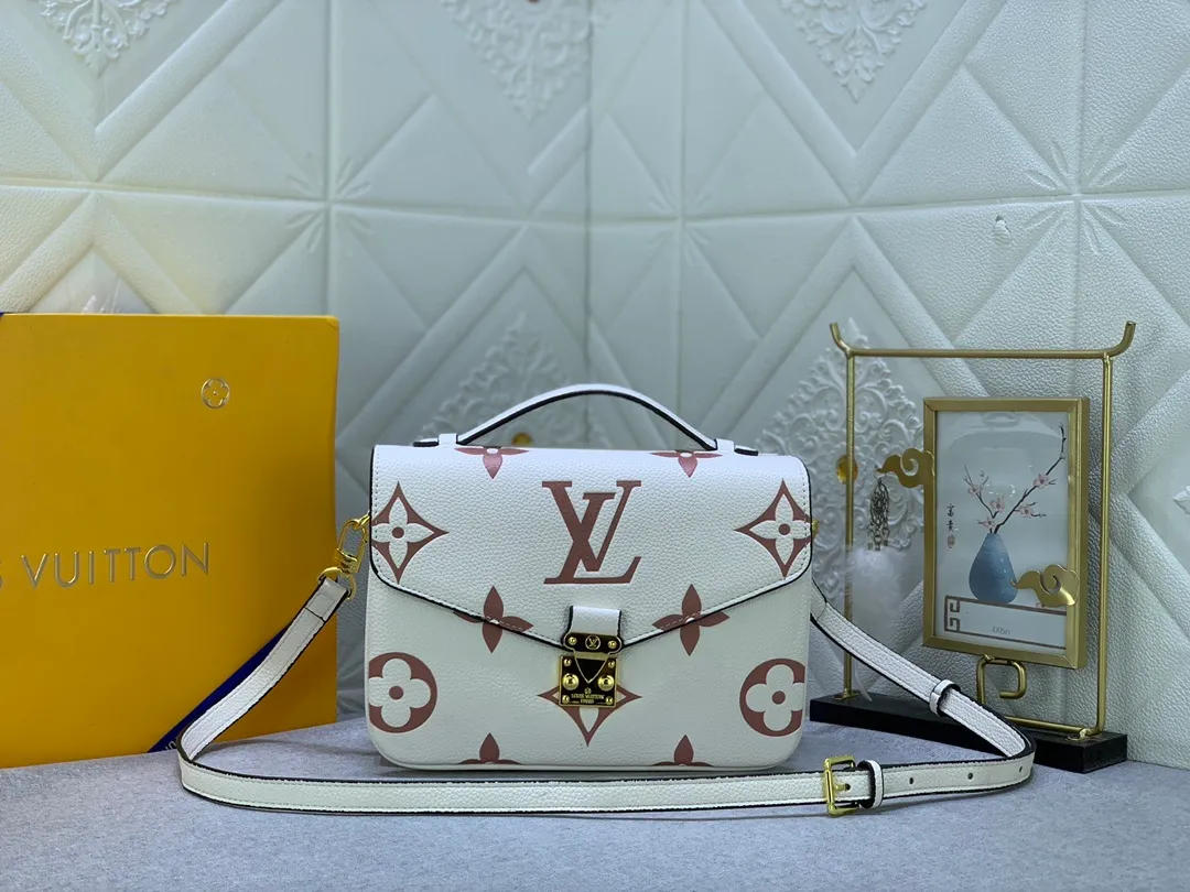 All Categories Official Website "Brand Women's Bags" Women's Bags 💙 LV 2024 New LV Crossbody Bag