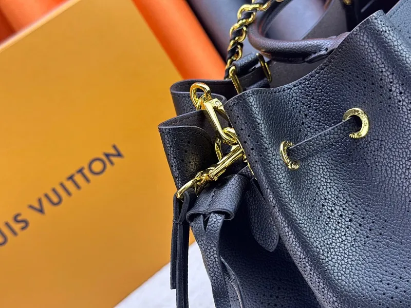 All Categories Official Website "Brand Women's Bags" Women's Bags 💙 LV 2025 New LV Crossbody Bag