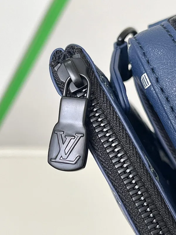 All Categories Official Website "Brand Women's Bags" Women's Bags 💙 LV 2026 New LV Crossbody Bag