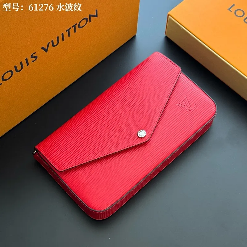 All Categories Official Website "Brand Women's Bags" Women's Bags 💙 LV 2026 New LV Classic Three-in-One Crossbody Bag