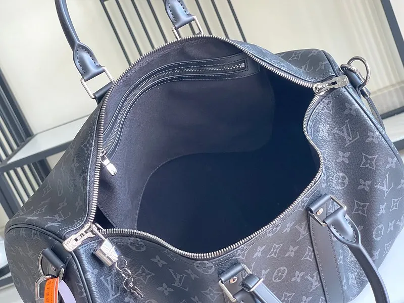 All Categories 💚 Authentic Grade Bags 💚 LV 2026 New LV Travel Bag