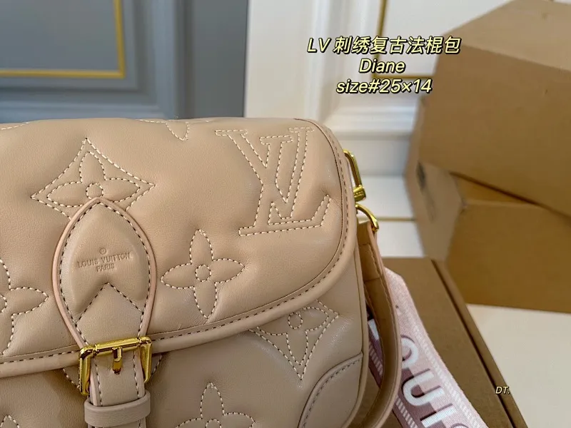 All Categories Official Website "Brand Women's Bags" Women's Bags 💙 LV 2025 New LV Embroidery 🪡Diane Retro Baguette Bag