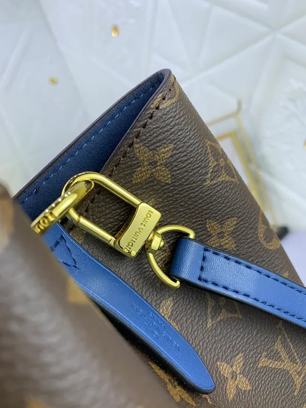 All Categories Official Website "Brand Women's Bags" Women's Bags 💙 LV 2024 New LV Crossbody Bag