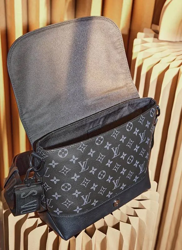All Categories Official Website "Brand Women's Bags" Women's Bags 💙 LV 2024 New LV Crossbody Bag