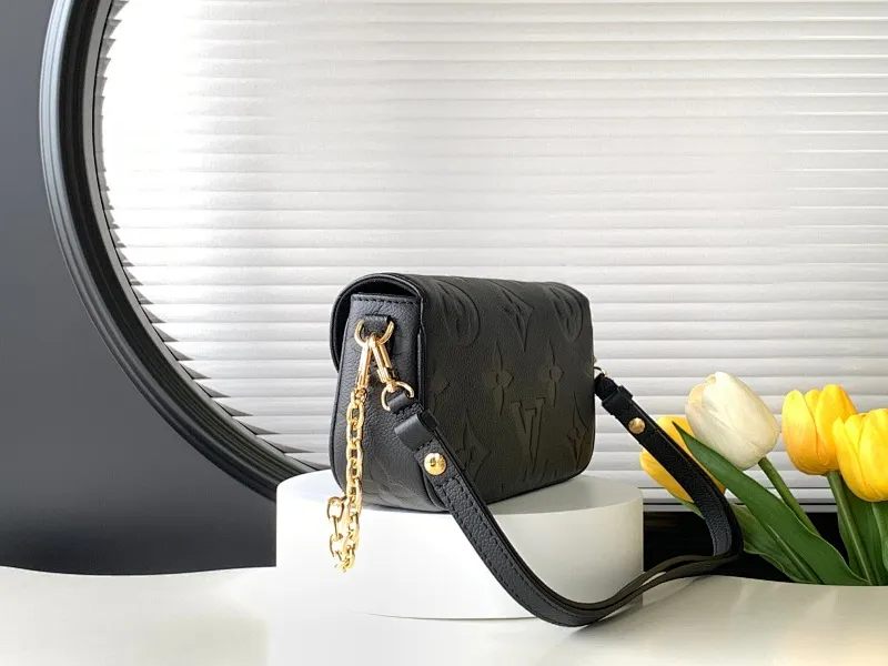 All Categories Official Website "Brand Women's Bags" Women's Bags 💙 LV 2024 New LV Crossbody Bag