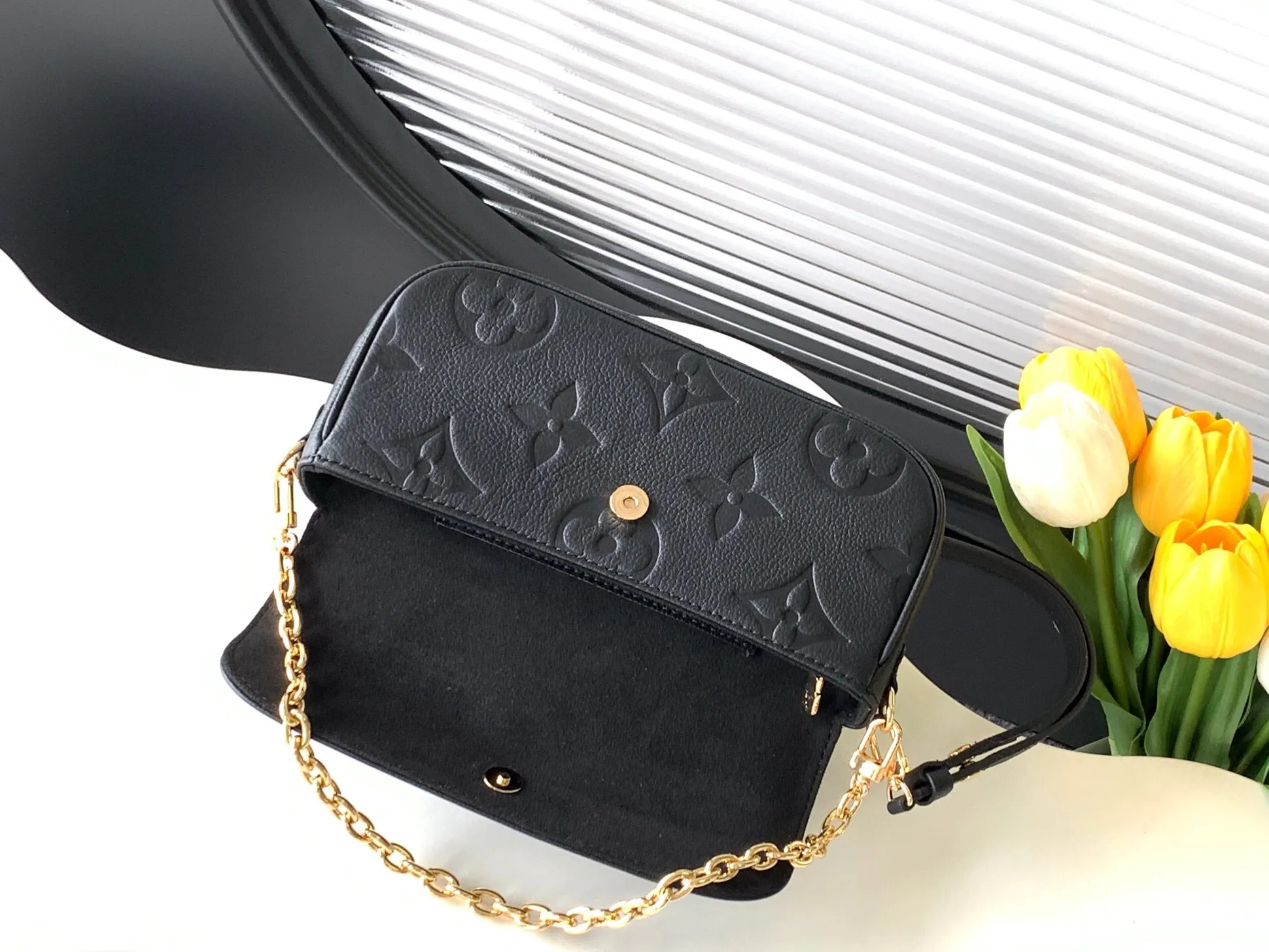 All Categories Official Website "Brand Women's Bags" Women's Bags 💙 LV 2024 New LV Crossbody Bag