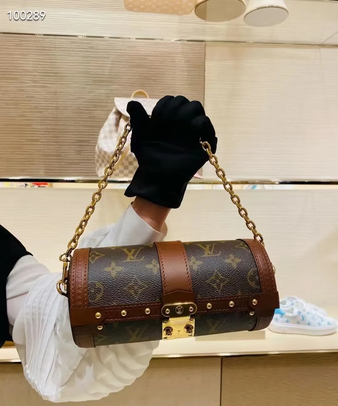 All categories Official website "Brand Women's Bags" Women's Bags 💙 LV fine imitation LV, high imitation LV bags, LV crossbody bags, 2023 official latest version LV cylindrical bag, LV bag factory, recommended bags, size: 19-9-9CM