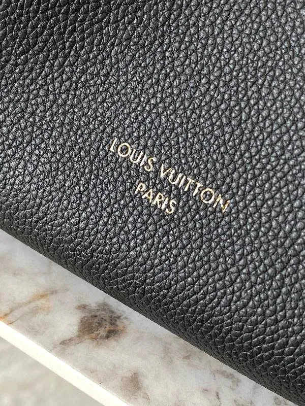 All Categories Official Website "Brand Women's Bags" Women's Bags 💙 LV 2026 New LV Crossbody Bag