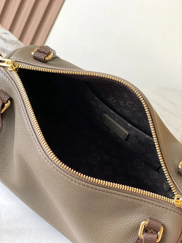 All Categories Official Website "Brand Women's Bags" Women's Bags 💙 LV 2026 New LV Crossbody Bag