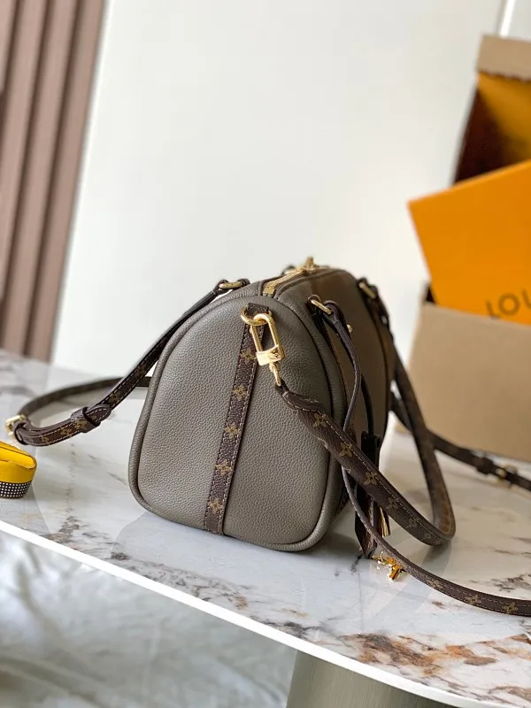 All Categories Official Website "Brand Women's Bags" Women's Bags 💙 LV 2026 New LV Crossbody Bag
