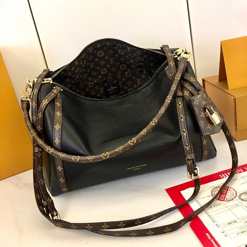 All Categories Official Website "Brand Women's Bags" Women's Bags 💙 LV 2025 New LV Crossbody Bag