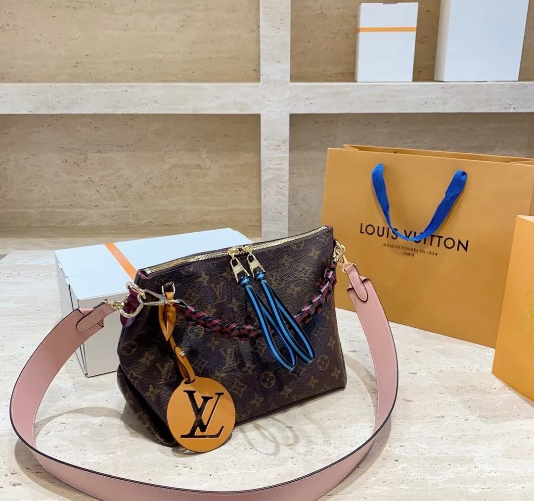All categories Official website "Brand Women's Bags" Women's Bags 💙 LV fine imitation LV, high imitation LV bags, LV crossbody bags, 2023 official latest version LV armpit bags, LV bag factory, recommended bags, size: 25-21CM