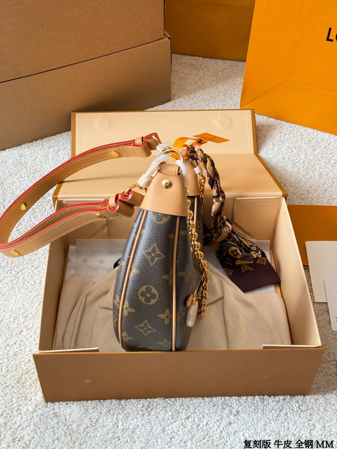 All categories Official website "Brand Women's Bags" Women's Bags 💙 LV 2025 new LV armpit bag