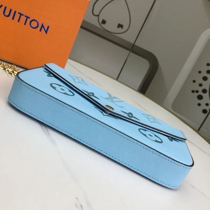 All categories Official website "Brand Women's Bags" Women's Bags 💙 LV 2022 official new LV crossbody bag wholesale 58001000 High quality Size: 21-12-3CM