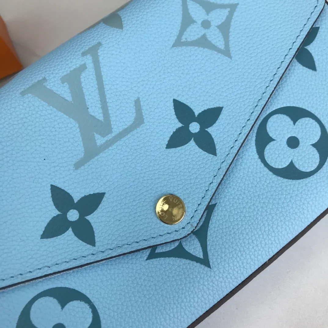 All categories Official website "Brand Women's Bags" Women's Bags 💙 LV 2022 official new LV crossbody bag wholesale 58001000 High quality Size: 21-12-3CM