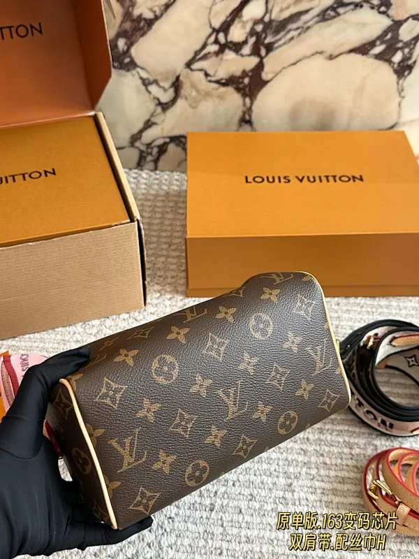 All Categories Official Website "Brand Women's Bags" Women's Bags 💙 LV 2025 New LV Crossbody Bag