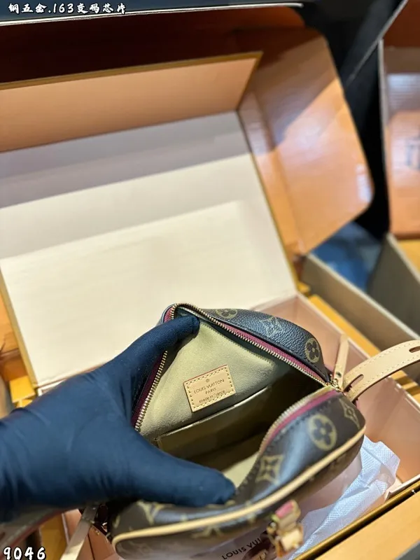 All Categories Official Website "Brand Women's Bags" Women's Bags 💙 LV 2025 New LV Crossbody Bag