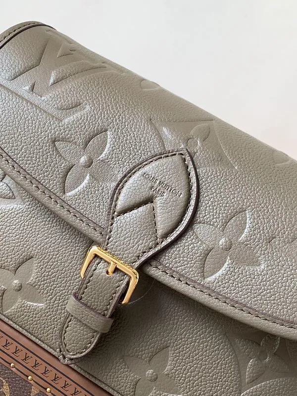All Categories Official Website "Brand Women's Bags" Women's Bags 💙 LV 2026 New LV Crossbody Bag