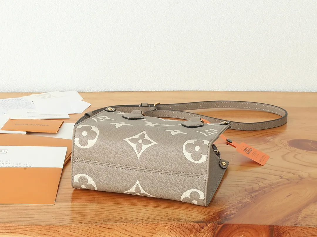 All Categories Official Website "Brand Women's Bags" Women's Bags 💙 LV LV 2026 New Crossbody Shoulder Bag