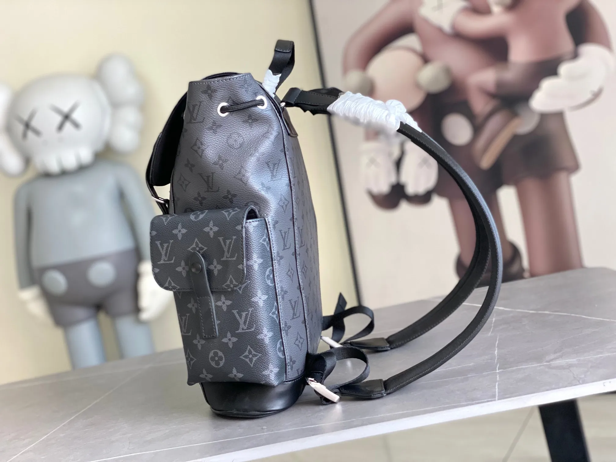 All categories 💚 Authentic bags 💚 LV LV classic backpack