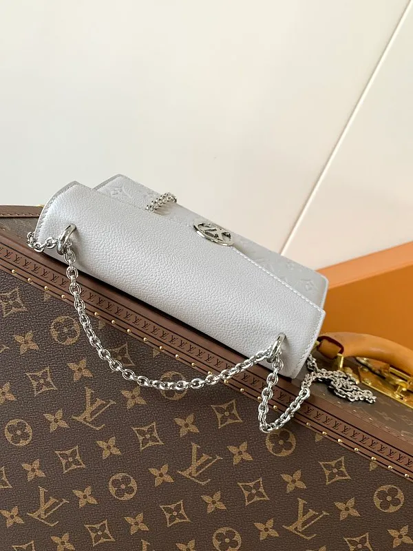All Categories Official Website "Brand Women's Bags" Women's Bags 💙 LV 2026 New LV Crossbody Bag