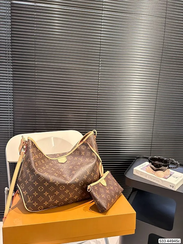 All Categories Official Website "Brand Women's Bags" Women's Bags 💙 LV 2024 New LV Crossbody Bag