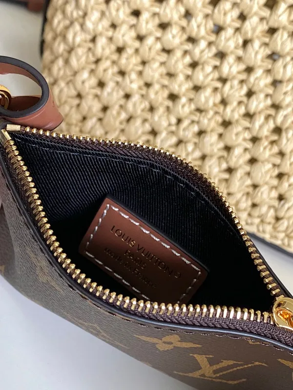 All Categories Official Website "Brand Women's Bags" Women's Bags 💙 LV 2025 New LV Crossbody Bag