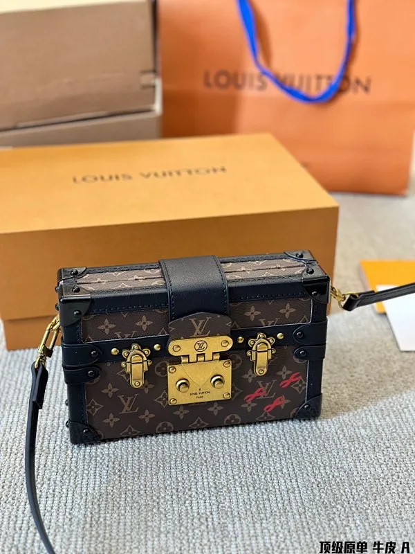 All Categories Official Website "Brand Women's Bags" Women's Bags 💙 LV 2025 New LV Crossbody Bag