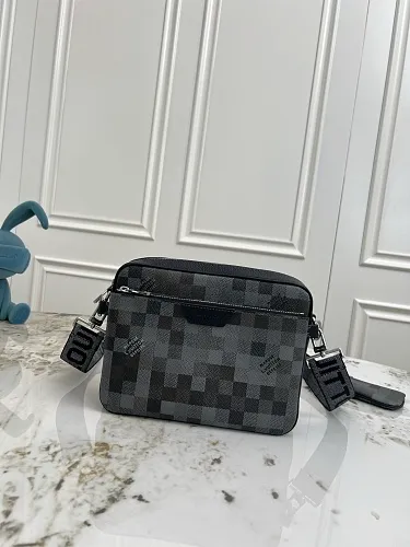 All Categories Official Website "Brand Women's Bags" Women's Bags 💙 LV 2026 New LV Crossbody Bag