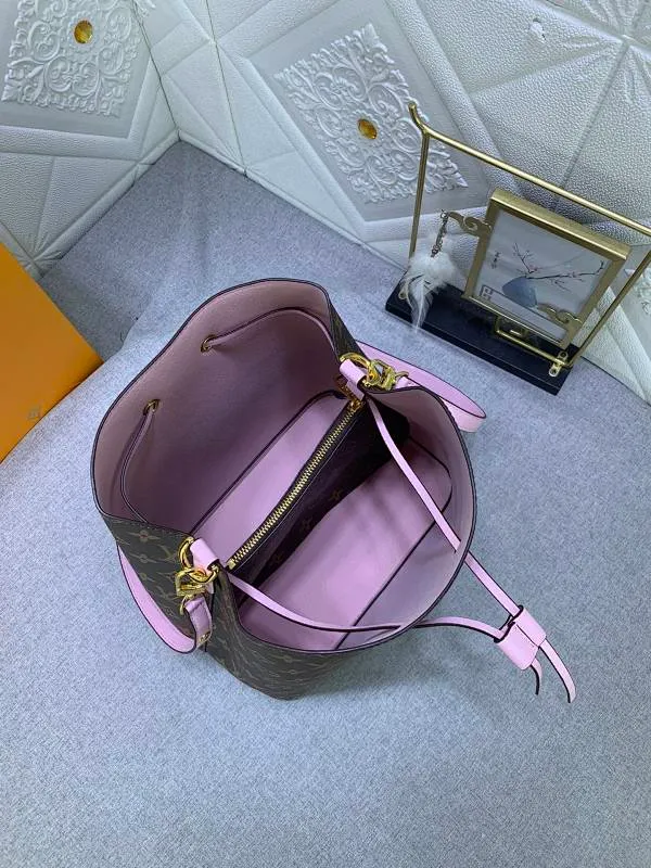 All Categories Official Website "Brand Women's Bags" Women's Bags 💙 LV 2024 New LV Crossbody Bag