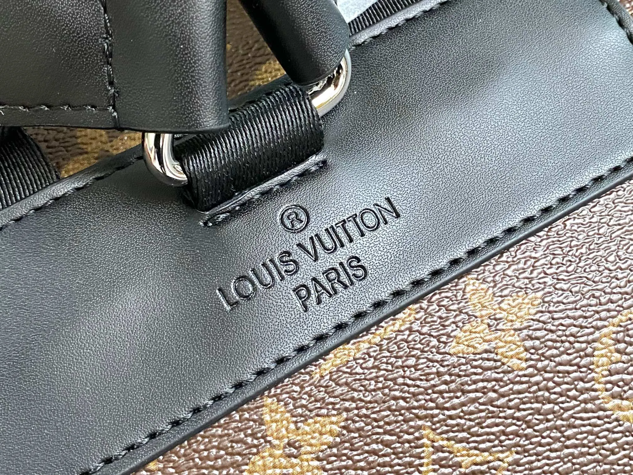 All Categories 💚 Authentic Grade Bags 💚 LV 2026 New LV Backpack Luxury Replica Large Capacity
