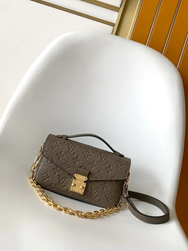All Categories Official Website "Brand Women's Bags" Women's Bags 💙 LV 2026 New LV Crossbody Bag