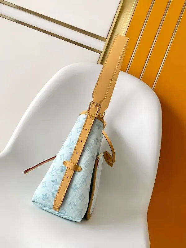 All Categories Official Website "Brand Women's Bags" Women's Bags 💙 LV 2026 New LV Underarm Bag