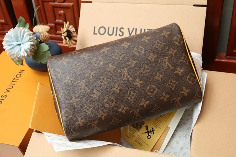 All Categories Official Website "Brand Women's Bags" Women's Bags 💙 LV 2024 New LV Cosmetic Bag
