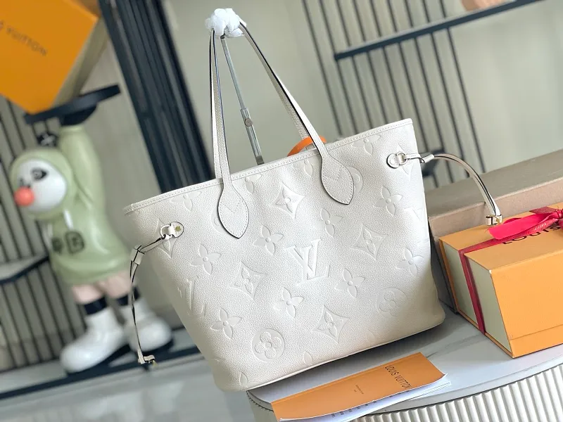 All categories 💚 Authentic bags 💚 LV 2026 new LV top replica hand shoulder bag